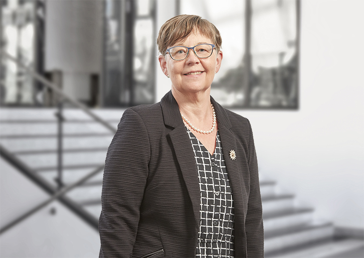 Inge Cenholt, Manager, Academy Foundation (AF) Degree in Business